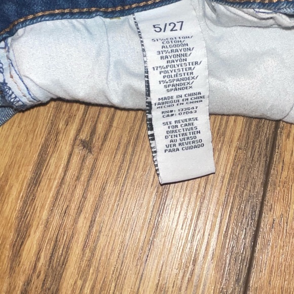 Shorts - Picture 4 of 4